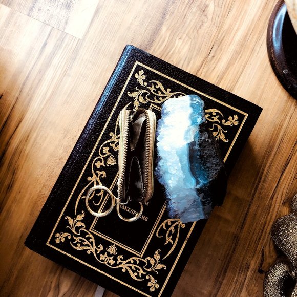 BEBE Beige Coin Purse GUC - Picture 6 of 9